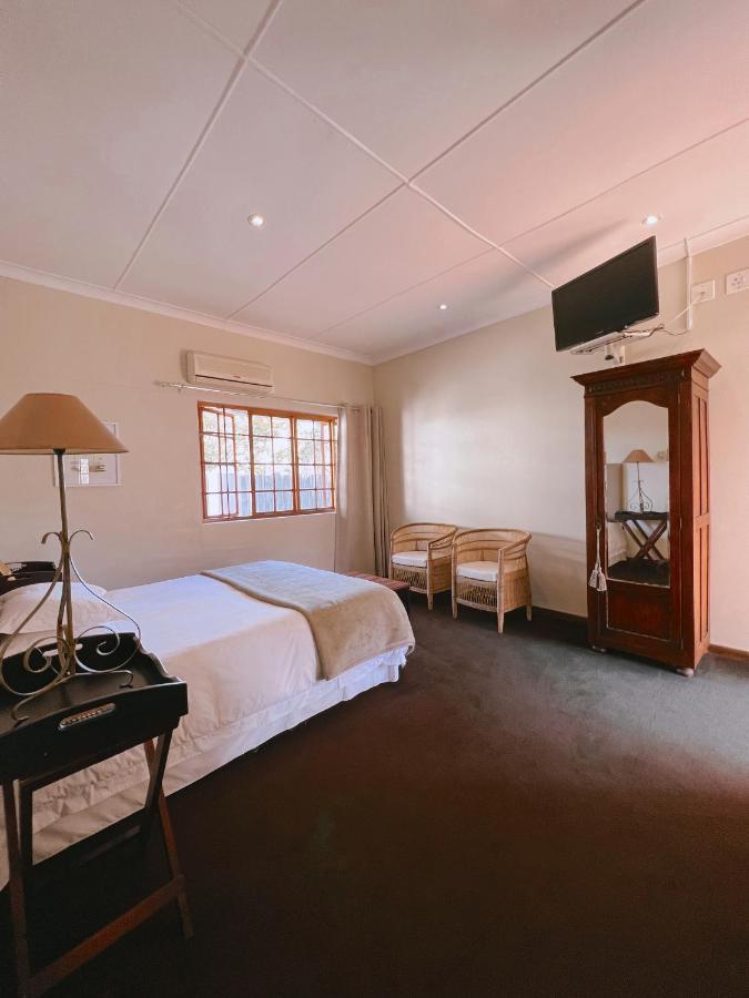 Ebony Lodge Mthatha Buitenkant foto