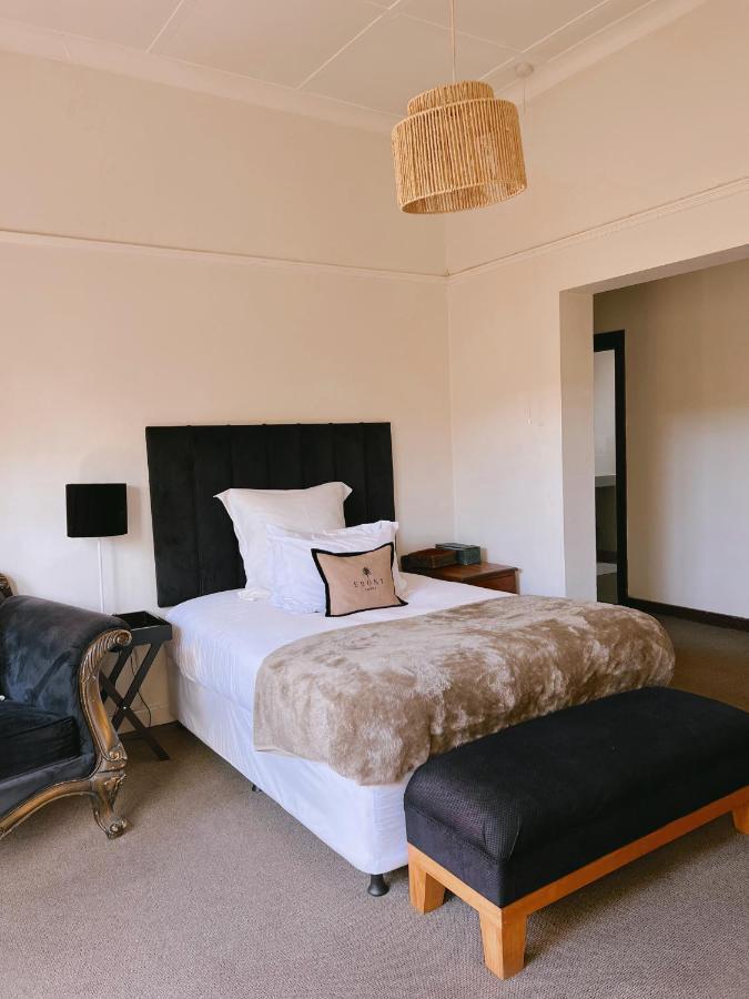 Ebony Lodge Mthatha Buitenkant foto
