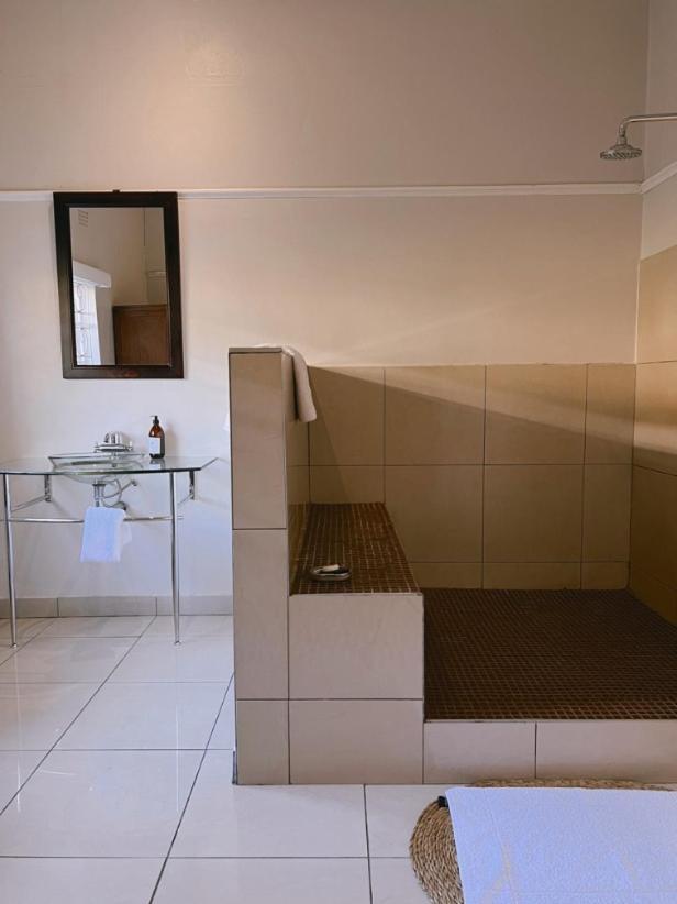 Ebony Lodge Mthatha Buitenkant foto