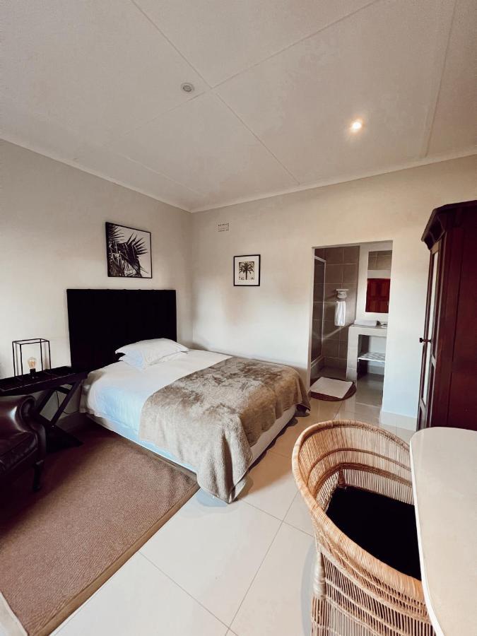 Ebony Lodge Mthatha Buitenkant foto